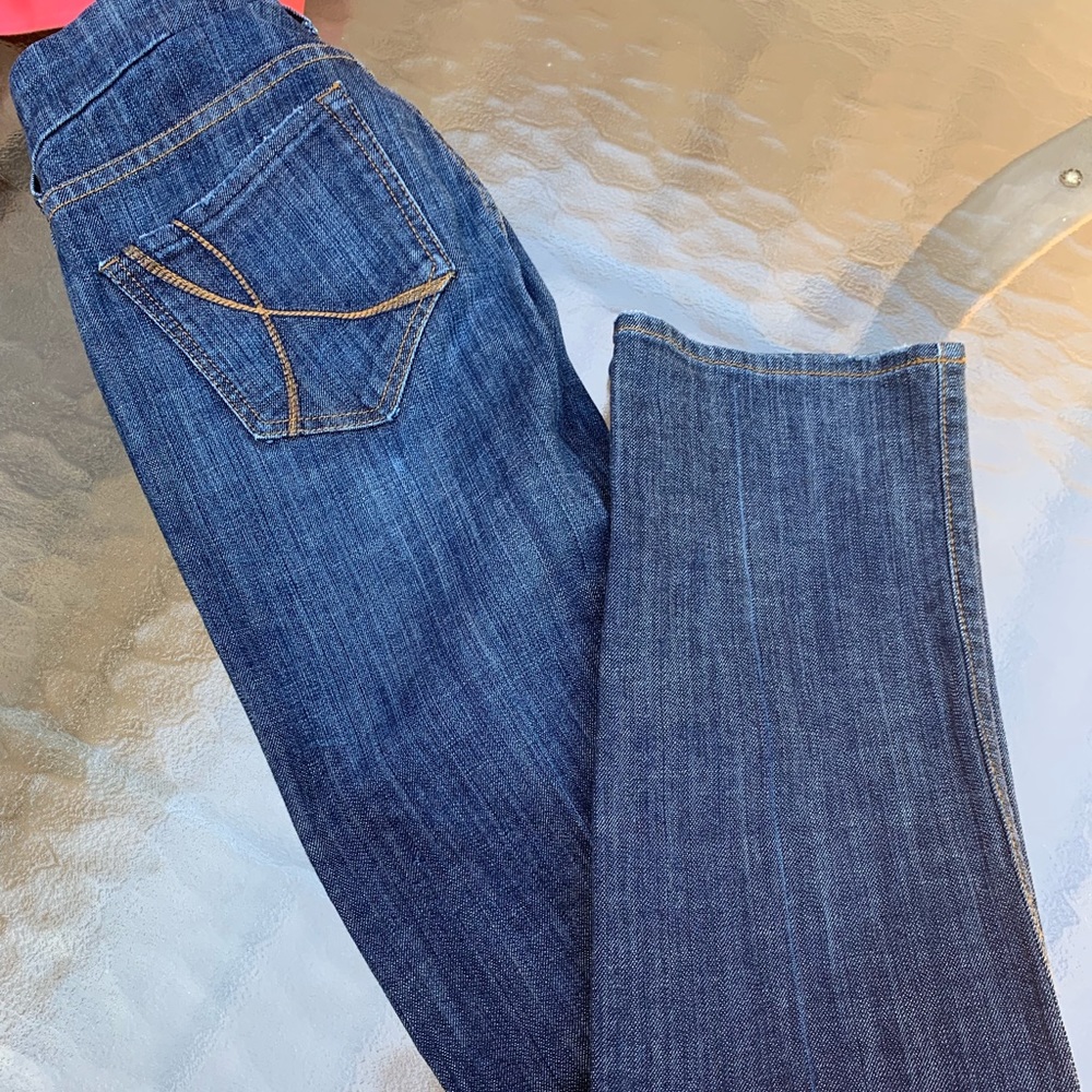 !It Jeans LA - size 25- dark wash 99% cotton.
